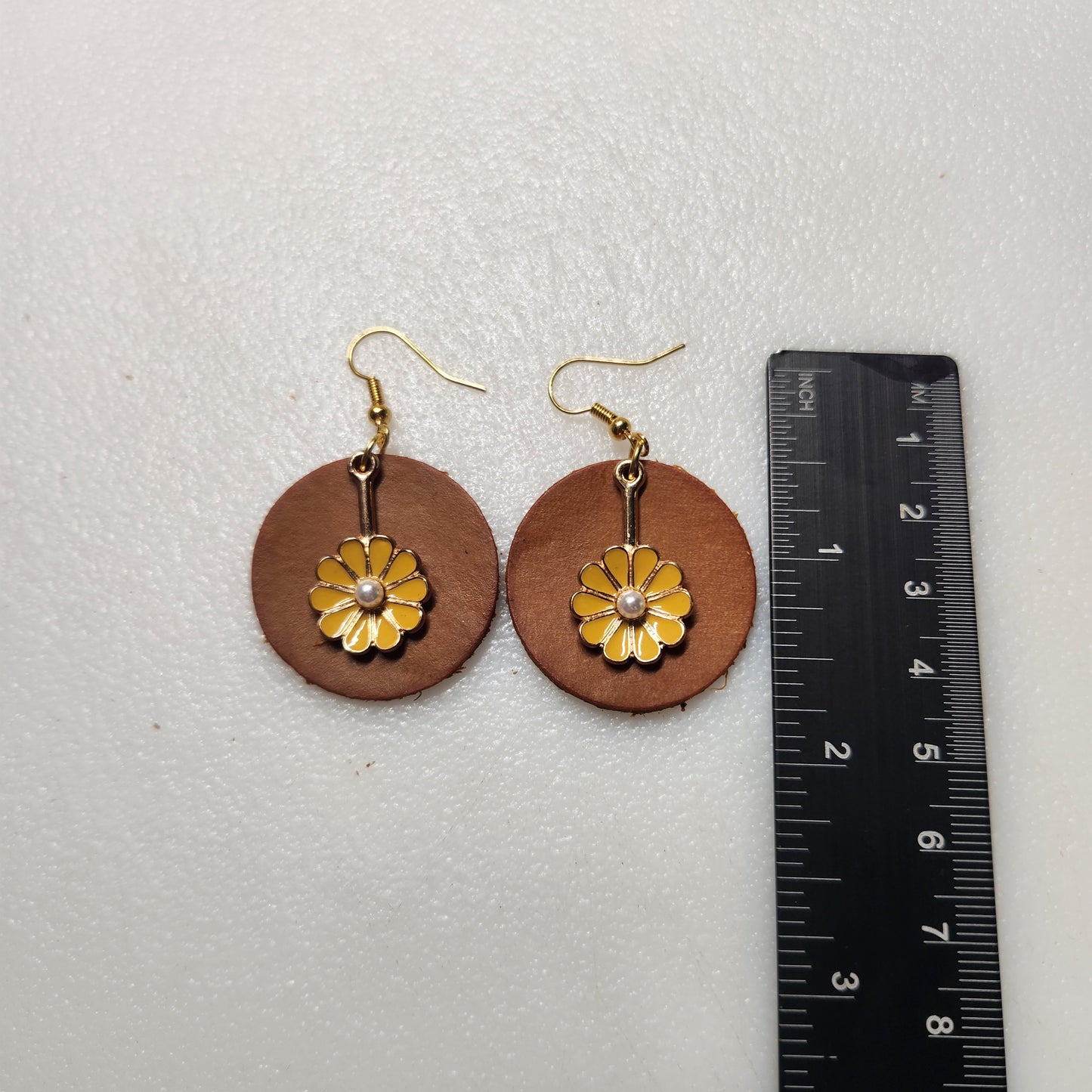 Yellow Leather with Yellow and White Dangle Charm