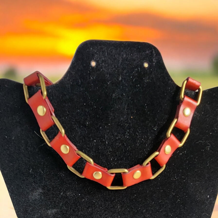 Beautiful red leather choker in leather and chain design