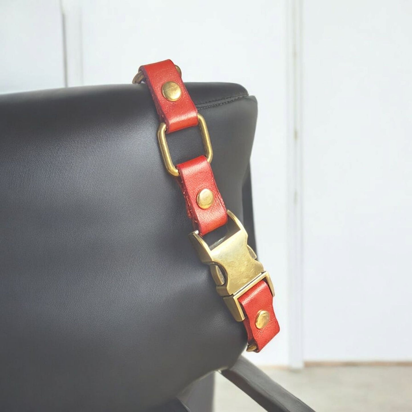 Leather Chain Bracelet in red and antique brass